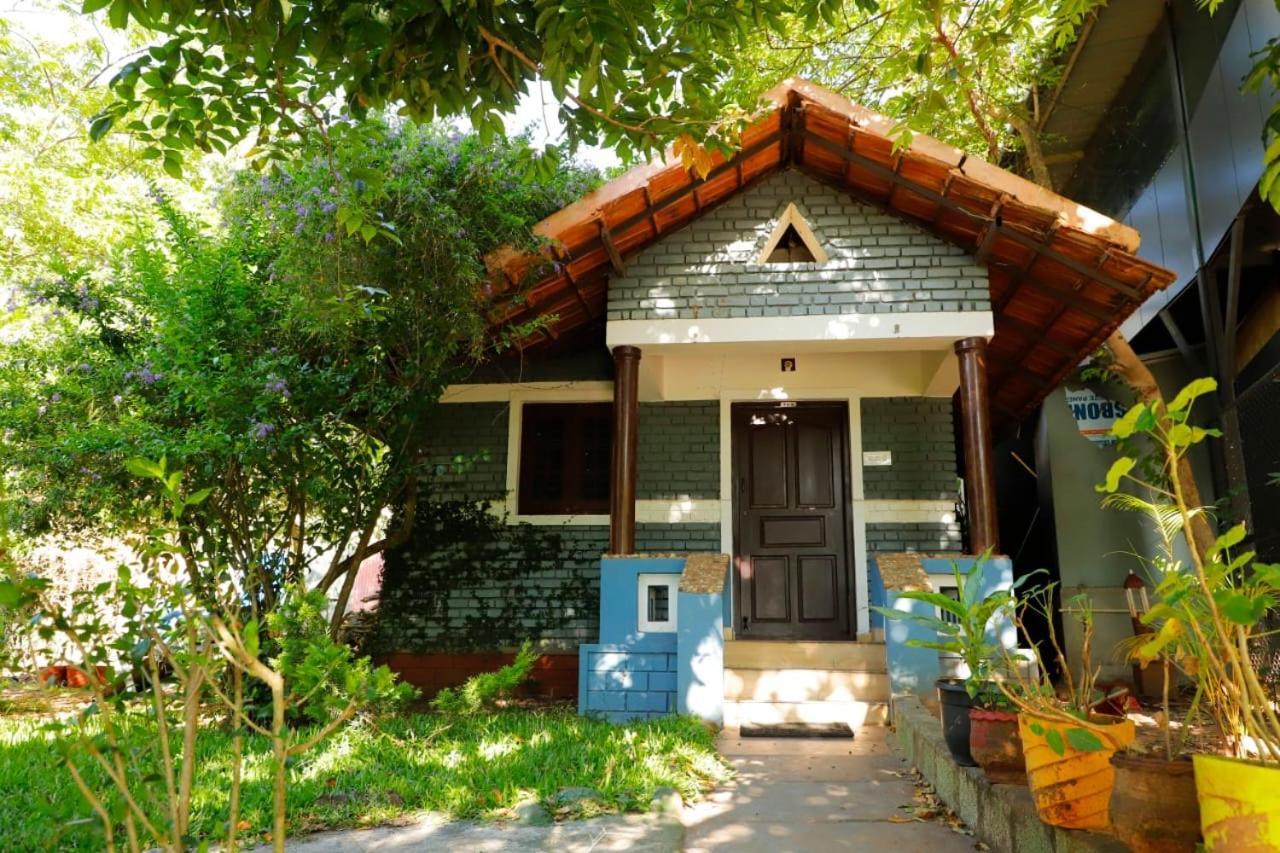Chalets Resort Masinagudi Ooty Eksteriør billede