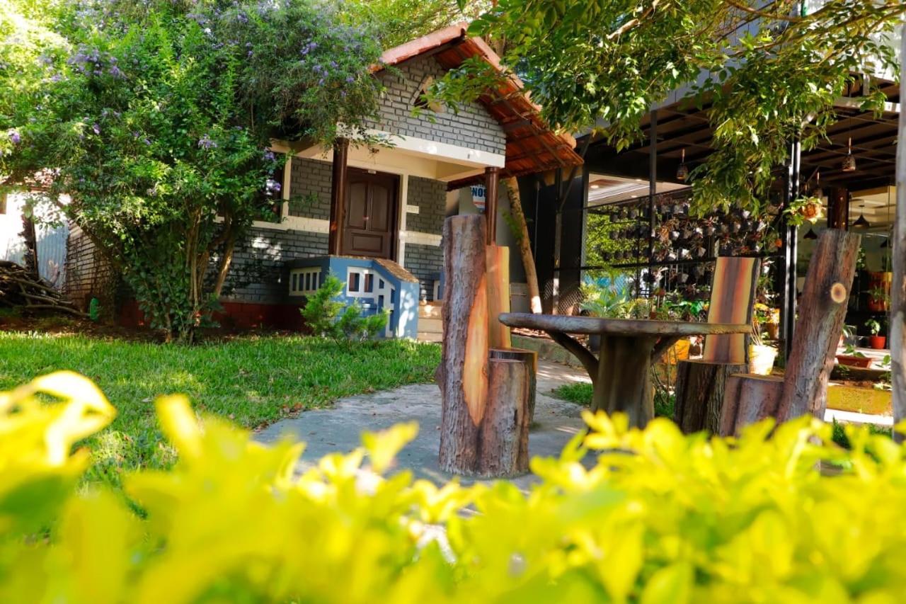 Chalets Resort Masinagudi Ooty Eksteriør billede