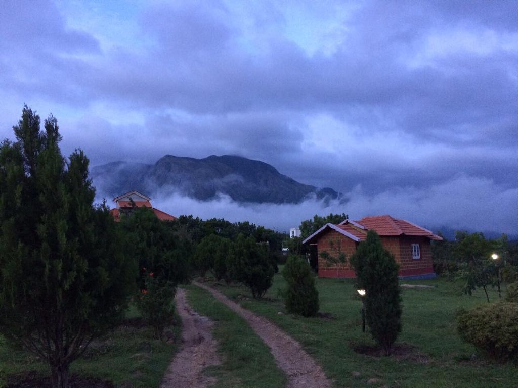 Chalets Resort Masinagudi Ooty Eksteriør billede