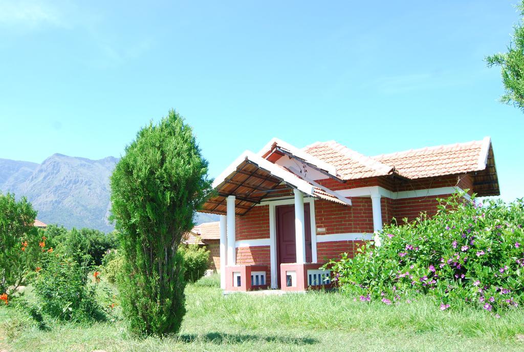 Chalets Resort Masinagudi Ooty Eksteriør billede